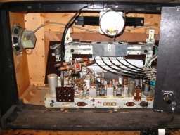 b8x72A_plug